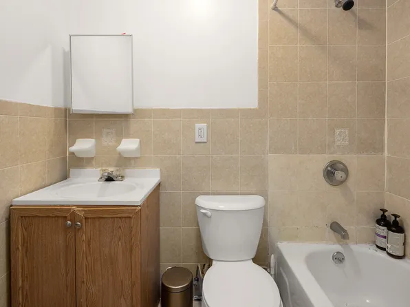 133 Sunnyside Avenue image 8 of 9