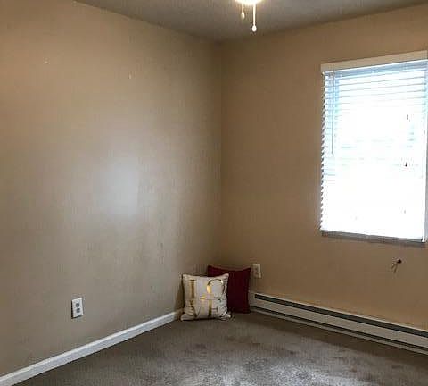 4th image of 1031 Cleveland Ave