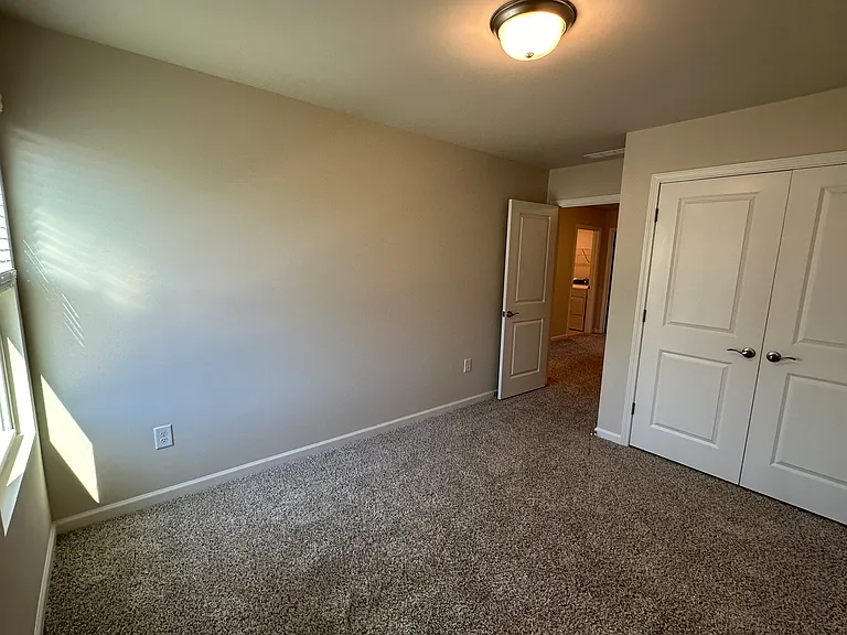 919 Field Ivy Dr — Photo 13