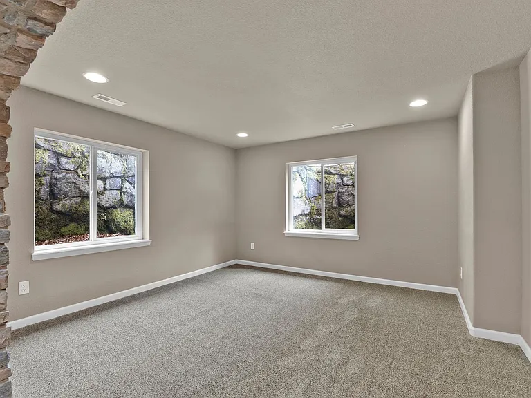 705 Witchhazel Ct — Photo 43