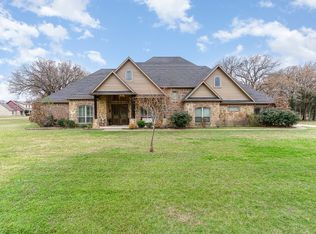 325 Lanier Rd, Combine, TX 75159