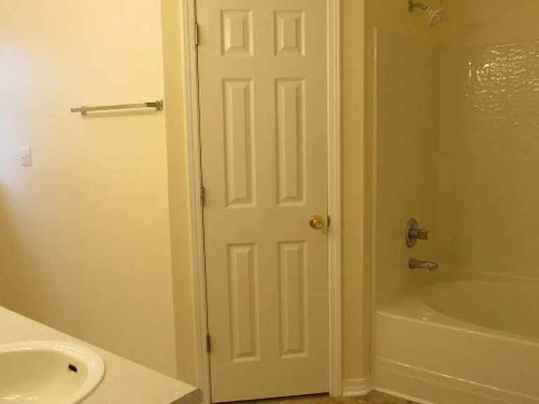 1093 Antigua Cir — Photo 9