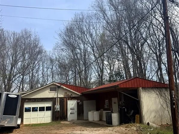 193 Seneca Pl, North Wilkesboro, NC 28659