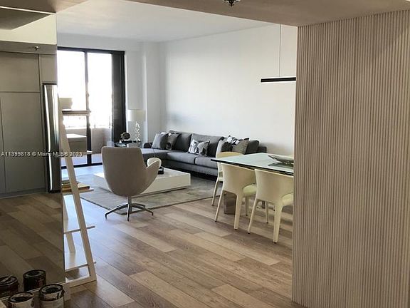 3rd image of 251 Crandon Blvd APT 1029