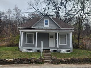 721 N Main St, Excelsior Springs, MO 64024
