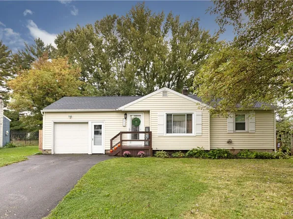 6458 Lakeshore Rd, Cicero, NY 13039