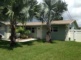 2713 Roosevelt St, Hollywood, FL 33020