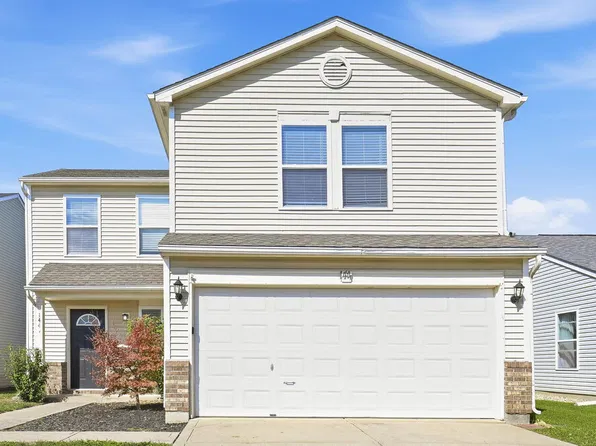 144 Winterwood Dr, Greenwood, IN 46143