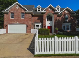 5539 Earlehurst St, Springfield, VA 22151