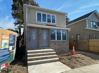 17839 147th Ave, Jamaica, NY 11434