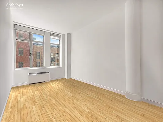 Sold by Sotheby's International Realty | media 9