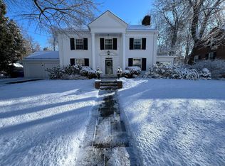 30 Stratford Rd, West Hartford, CT 06117