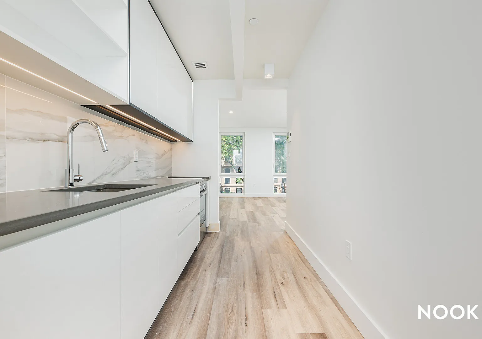 445 Vanderbilt Avenue — Photo 3