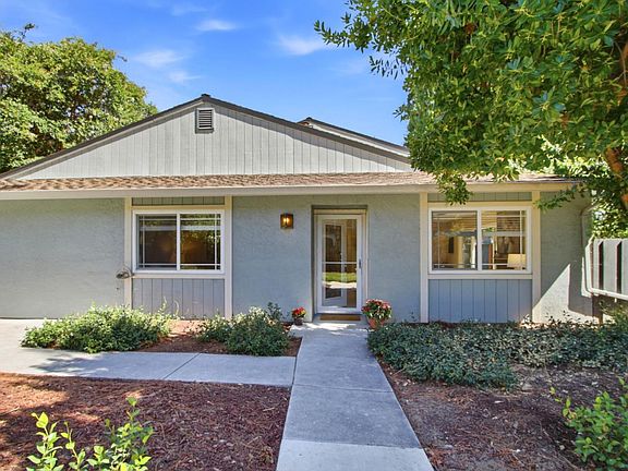 5th image of 4882 Cherrythorne Ln