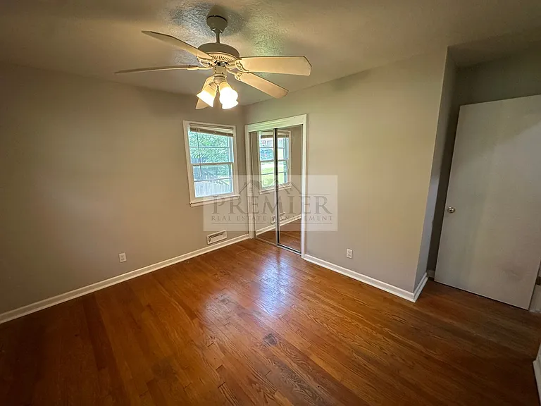 5312 Hunter St — Photo 10