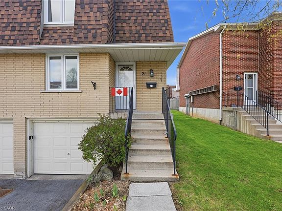5th image of 299 Limeridge Rd W #21