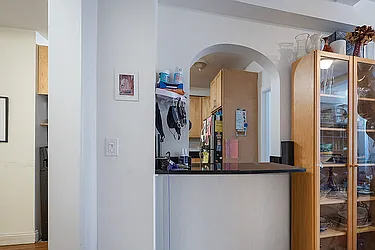 Rented by Rita S Citrin, LREB