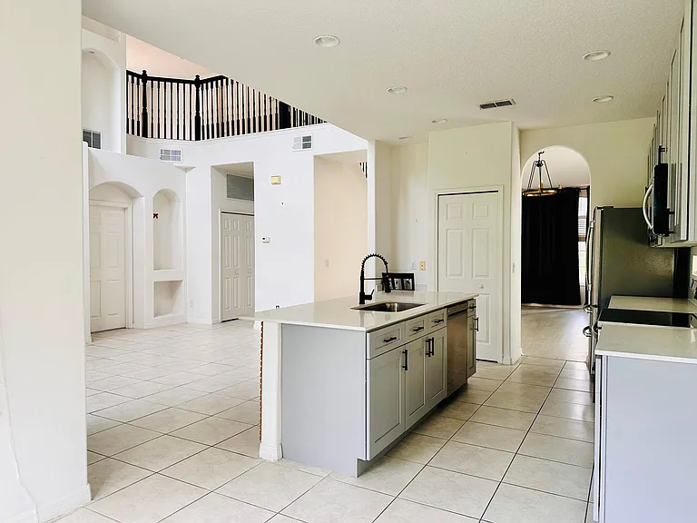 9143 Pecky Cypress Way — Photo 20