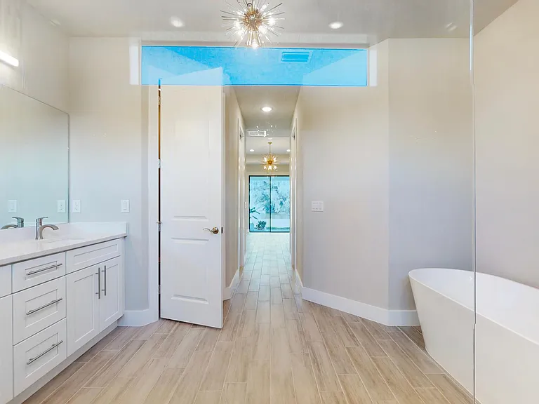 802 Zona Ave N — Photo 13