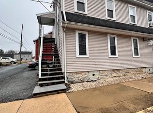 12 E Lemon St #12, Lititz, PA 17543