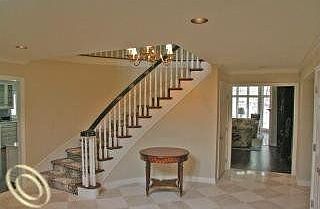 3rd image of 779 Windemere Ct #1