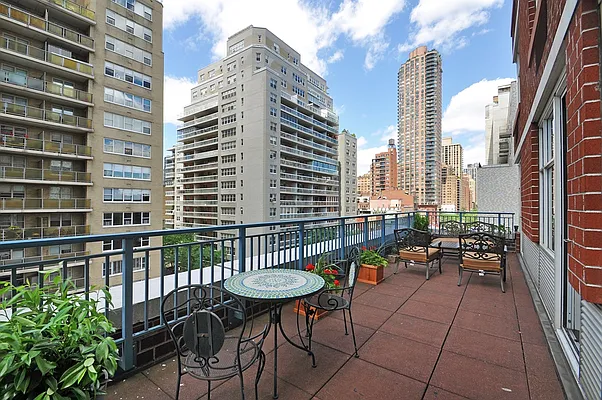 Sold by Corcoran | media 1