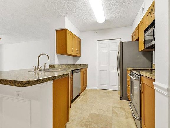 2nd image of 3143 Clint Moore Rd APT 105