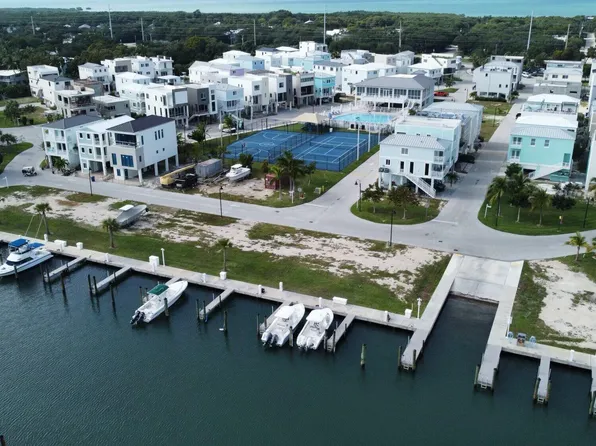 94825 Overseas Hwy #156, Key Largo, FL 33037