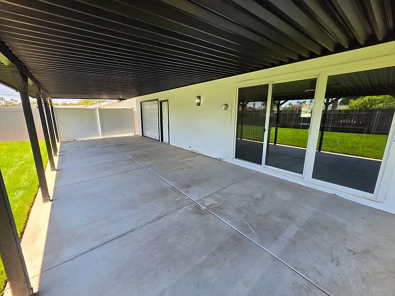 920 Coronado Dr — Photo 10