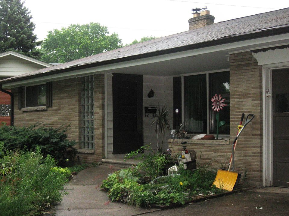 1st image of 1560 Foeller Dr