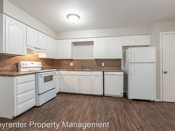 4th image of 2517 E Skelly Dr #10465372