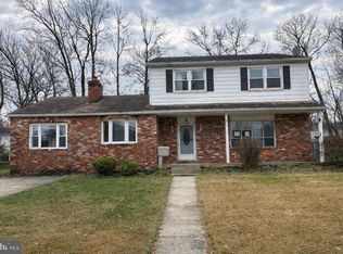 418 Kingston Dr, Cherry Hill, NJ 08034