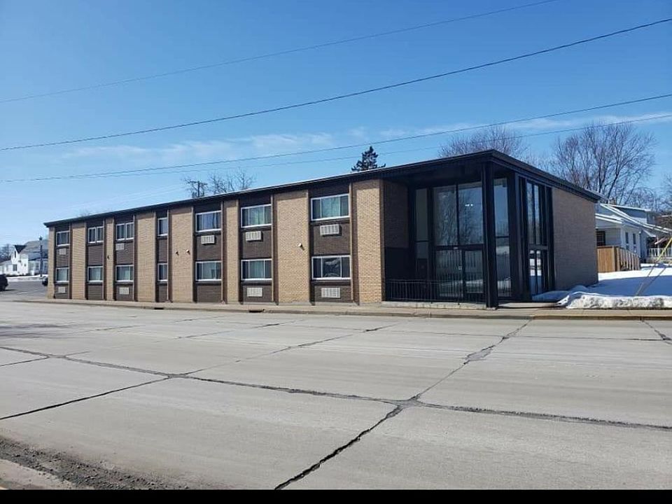 1st image of 210 N Saint Joseph Ave