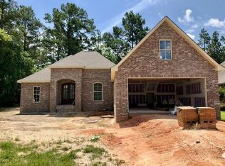 9 S Kingsmill, Hattiesburg, MS 39402