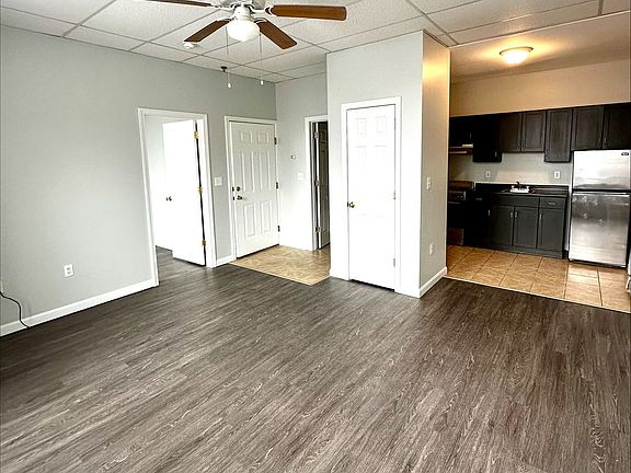 3rd image of 50 Franklin St APT 325