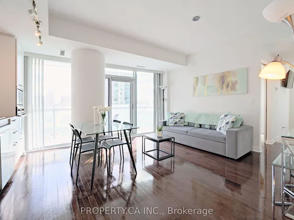 14 B York St S #1908, Toronto, ON M5J 0B1