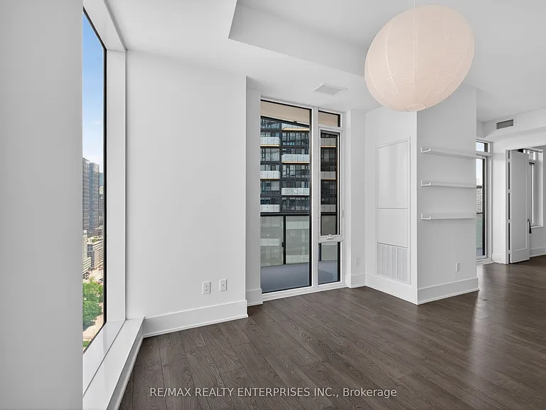 470 Front St W #2306 — Photo 12