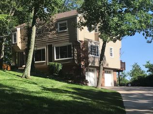 7 Woods Hill Dr, Saint Charles, MO 63303