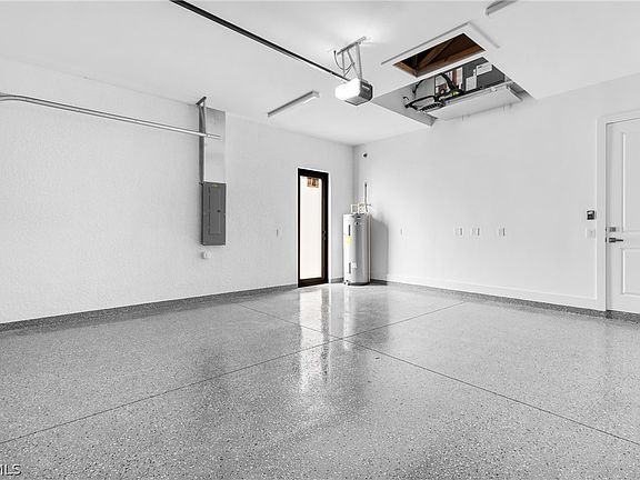3rd image of 749 Langford St