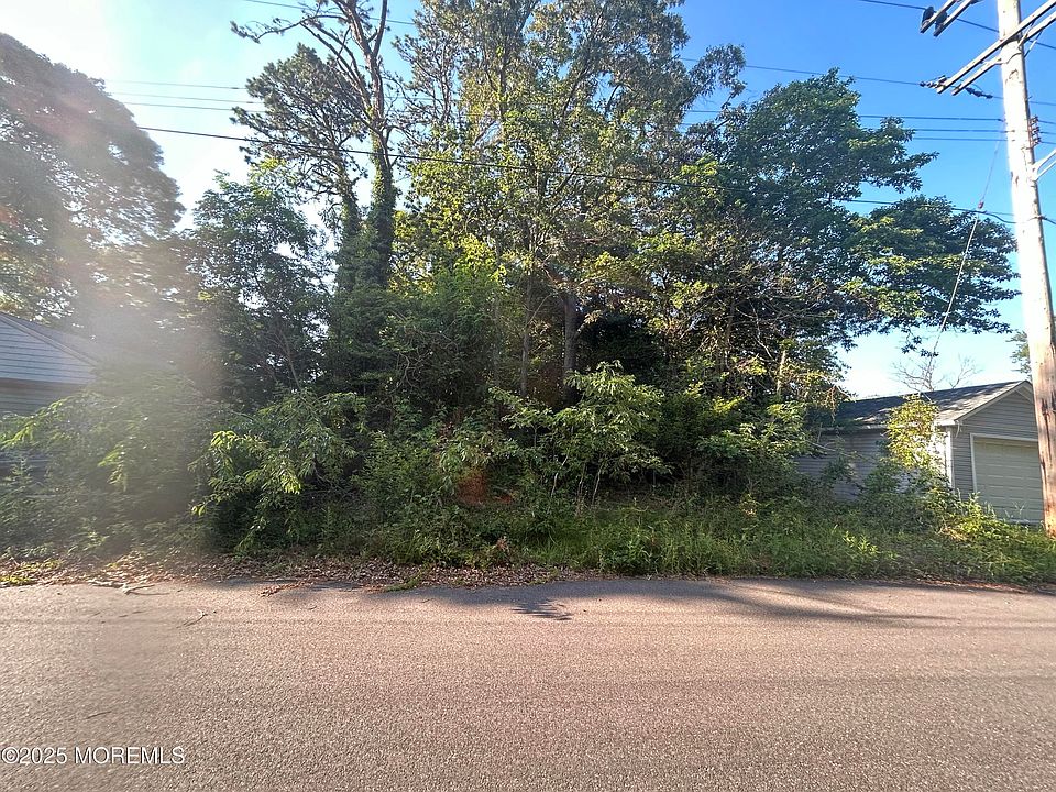 2nd image of 0 E Barnegat Avenue