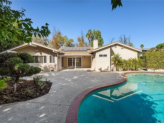 4th image of 23318 Ladrillo St