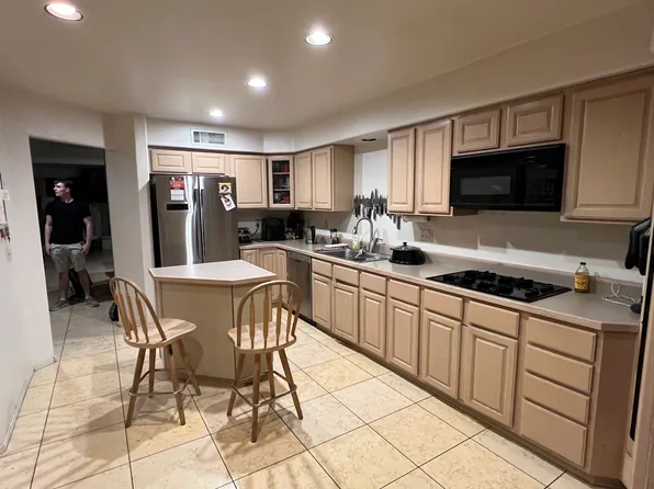 361 N Joesler Ct, Tucson, AZ 85716