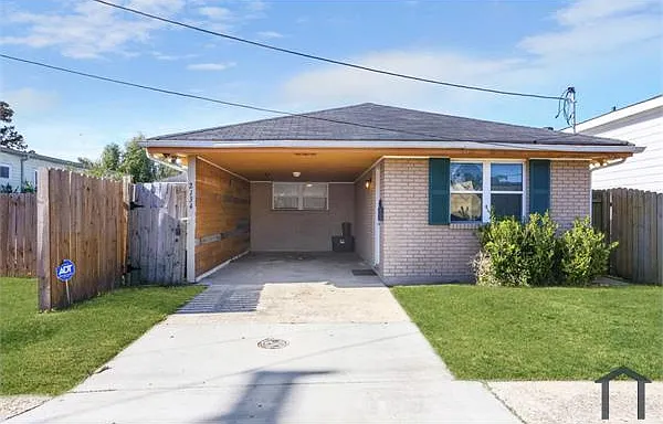 2134 Music St