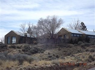 1 Cerro Ventoso Rd, Taos, NM 87571