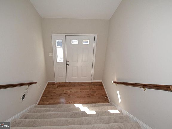 2nd image of 6862 Kerrywood Cir