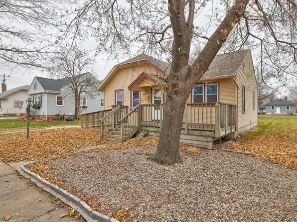 2116 2nd St, Perry, IA 50220