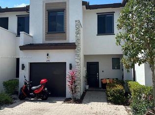 246 NE 208th Ter #246, Miami, FL 33179