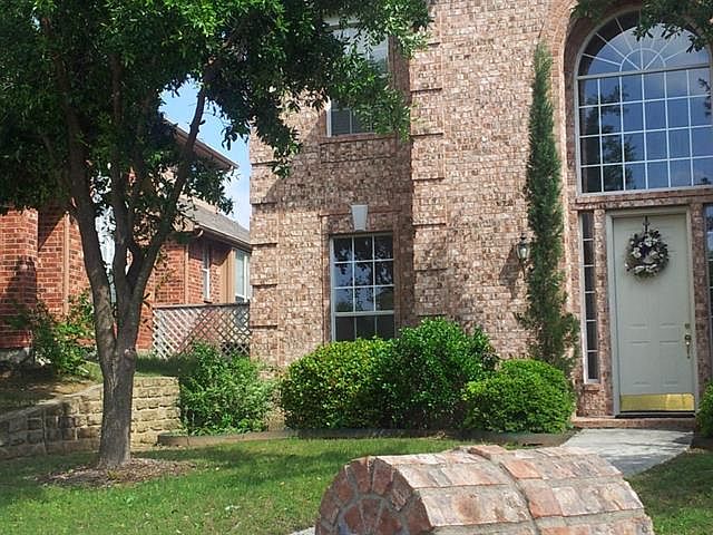 1st image of 1685 Cresthill Dr