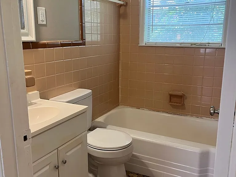 3115 Ware St — Photo 4