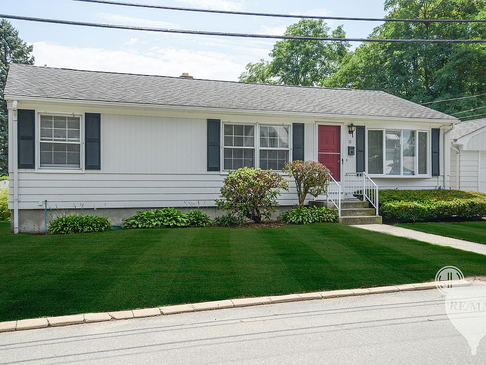 1st image of 11 Woodcliffe Ave